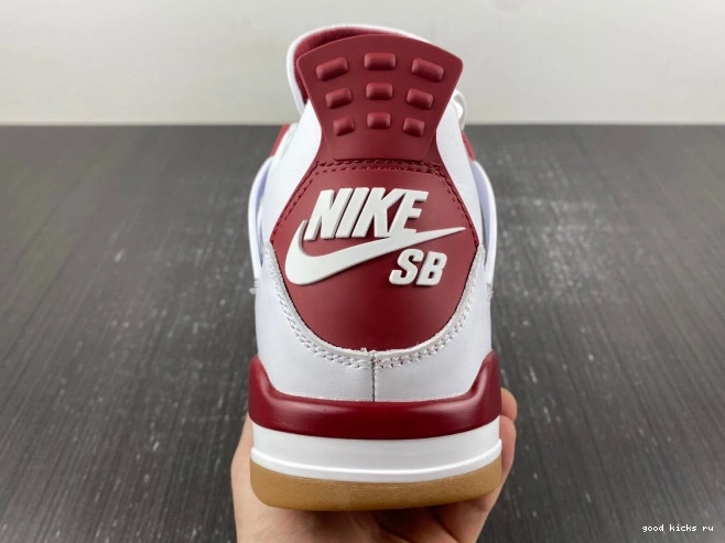 DR5415-160 Red SB Retro Jordan 4 Pine 0812